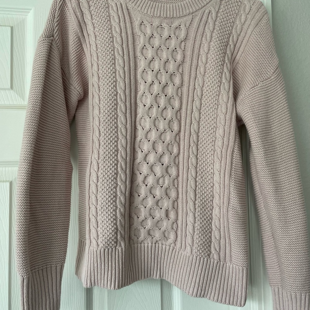 Gap XS cable sweater pale pink
